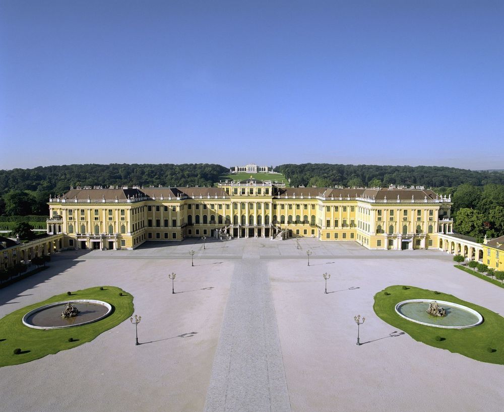 Schloss Schoenbrunn Grand * Viena